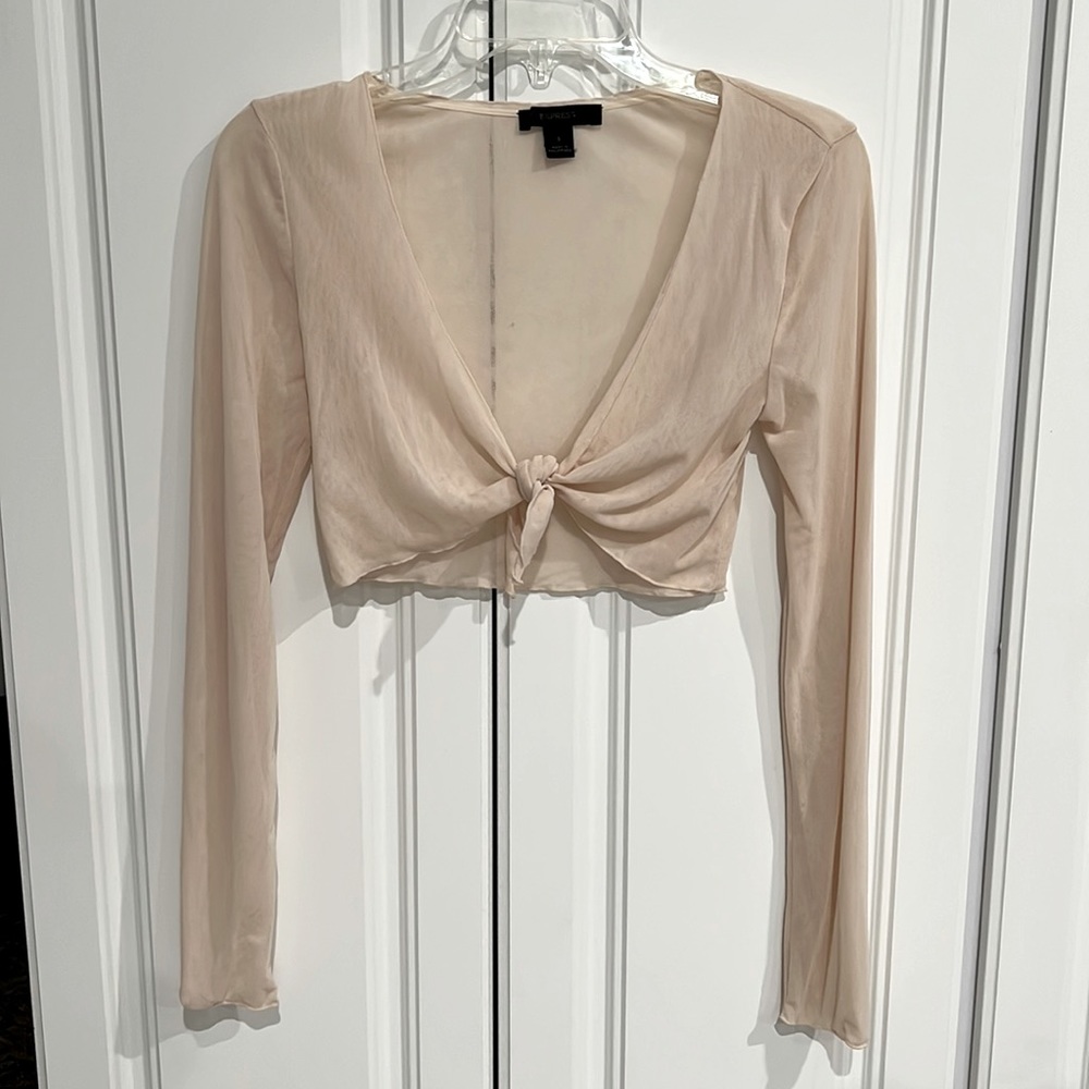 Ultra crop top tie front